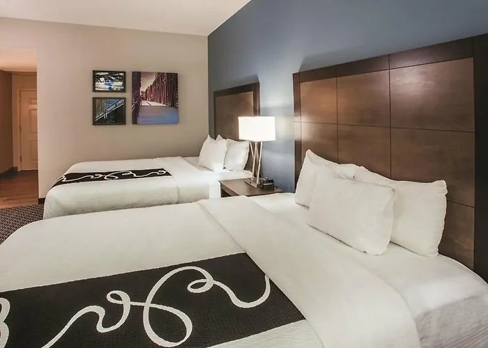 La Quinta & By Wyndham Downtown 3*